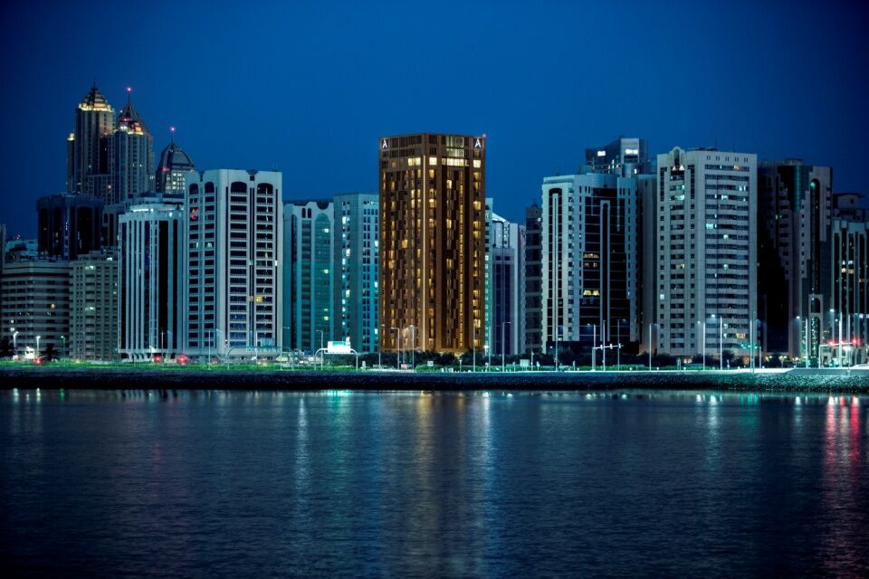 Hala Arjaan By Rotana, Deluxe Hotel Apartments Абу-Даби Экстерьер фото